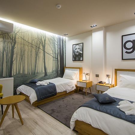 Hotel Regal Корча Стая снимка