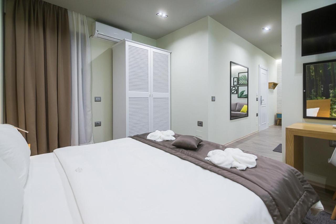 Hotel Regal Корча Екстериор снимка