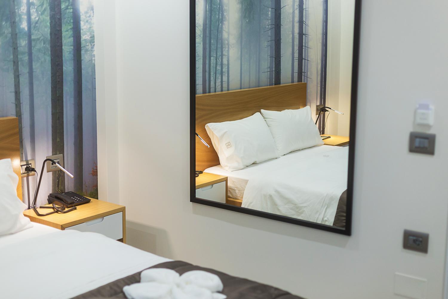 Hotel Regal Корча Стая снимка