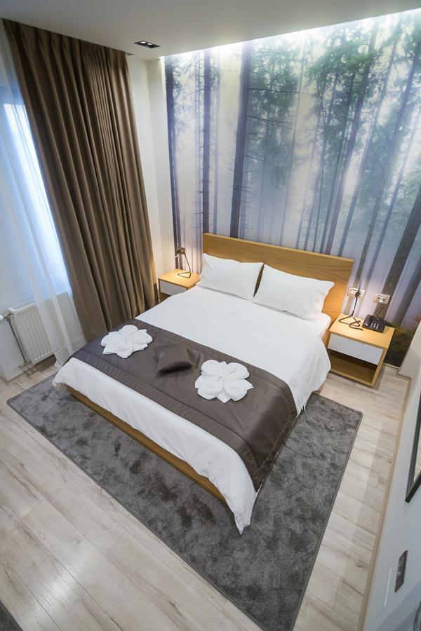 Hotel Regal Корча Екстериор снимка